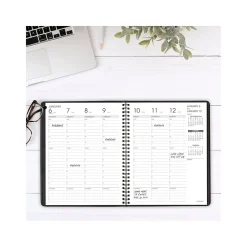2025 Planners|AT-A-GLANCE 2025 7" x 8.75" Calendar Year Weekly Appointment Book, Faux Leather Cover, Black (70-865-05-25)