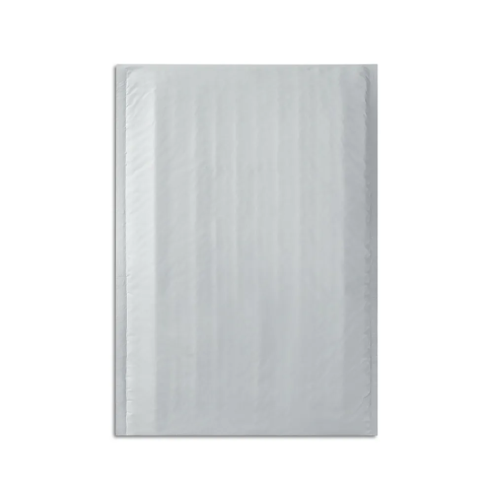Clearance Staples 4.63" x 6.75" Self-Sealing Bubble Mailer, #000, 25/Carton (ST56613B)