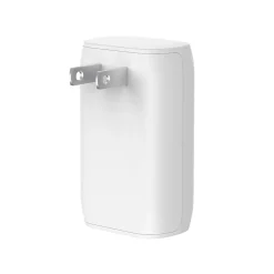 BoostCharge USB Universal Wall Charger, White (WCB007dqWH)<Belkin Discount