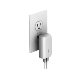 BoostCharge USB Universal Wall Charger, White (WCB007dqWH)<Belkin Discount