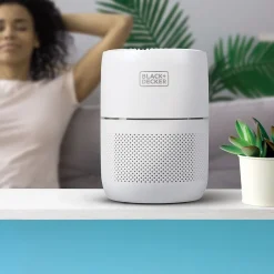 Black & Decker HEPA Tabletop Air Purifier, 3-Speed, White (BAPT01)