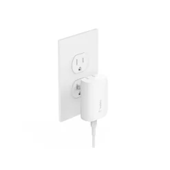 BOOST↑CHARGE 30W USB-C PD GaN Wall Charger, White (WCA005DQWH)<Belkin Clearance