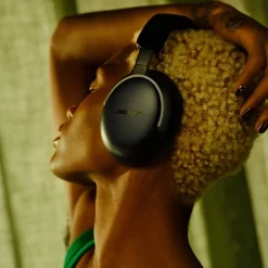 QuietComfort Ultra Wireless Noise Cancelling Over-the-Ear Headphones, (880066-0100)<Bose Hot