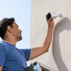 eufy SoloCam S220 Outdoor Wireless Solar Security Camera, White (T8134121)