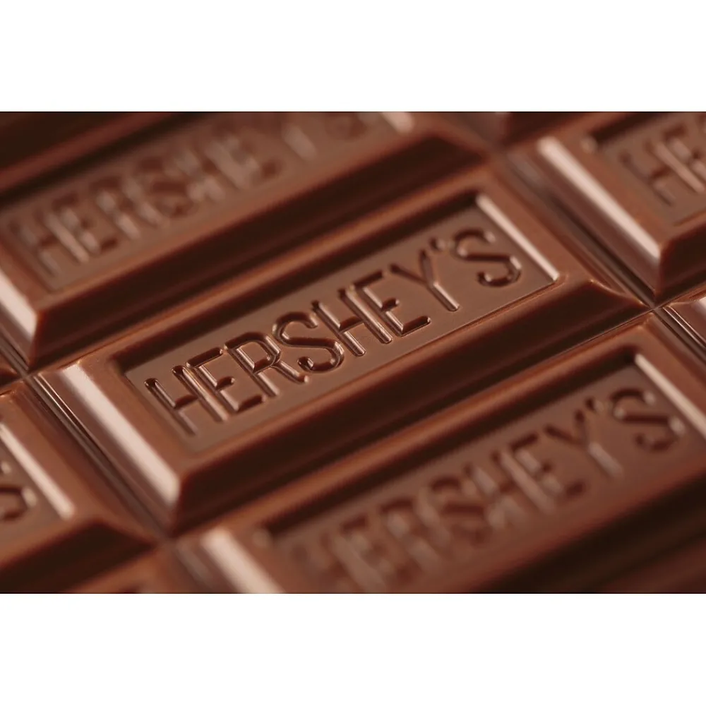 Hershey's King Size Milk Chocolate Candy Bar, 2.6 oz., 18/Box (HEC22000)