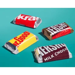 Hershey's Miniatures Assorted Chocolate Candy Party Pack, 35.9 oz (HEC21458)