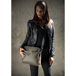 Messenger Bag Notebook Case fits 13.3 Inch Laptop, Forest Green (PT_LENLEA121_13)<Lencca Sale