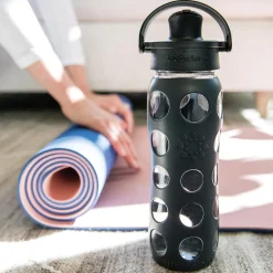 Lifefactory Glass Water Bottle, 22 oz., Carbon (LIFLG4321MCN4)
