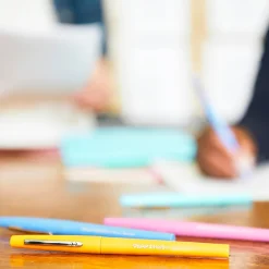 Pens|Paper Mate Flair Felt Pens, Medium Point, 0.7mm, Black Ink, Dozen (8430152)