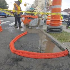 Quick Dam Hi-Vis Water Barrier, 120