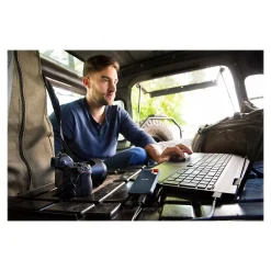 Sale SanDisk Extreme Portable 500GB USB 3.2 External Solid State Drive (SDSSDE61-500G-G25)