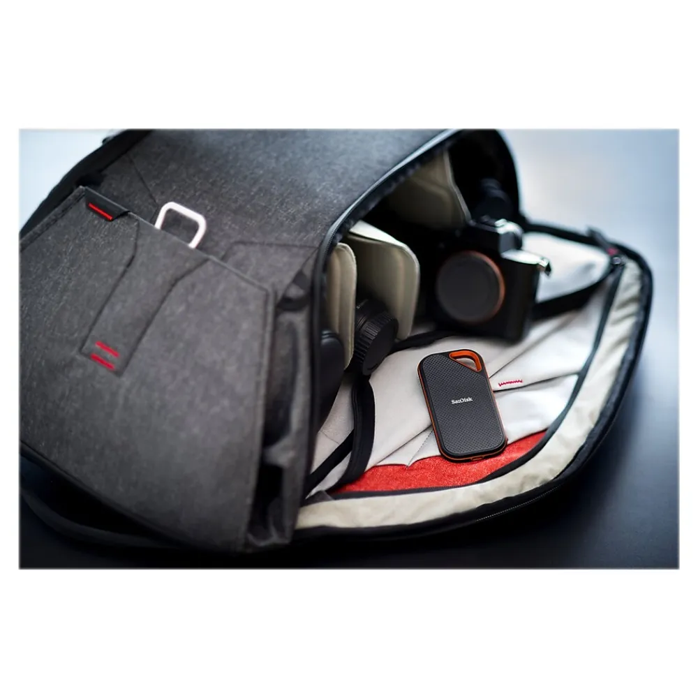 Outlet SanDisk Extreme PRO Portable 2TB USB 3.2 External Solid State Drive (SDSSDE81-2T00-G25)