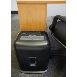 New Quill Brand 10-Sheet Cross-Cut Shredder (QL-TXC102A)