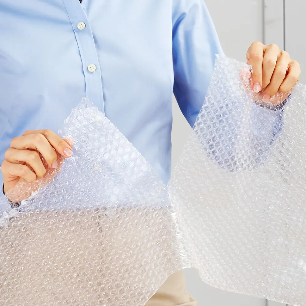 Discount Staples 3/16" Standard Bubble Roll, Recycled, 12"W x 175' (4072830)