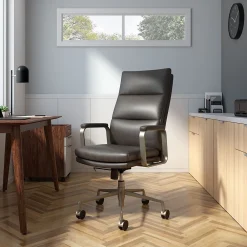Office Chairs*Staples ® Shelton Ergonomic Leather Swivel Manager Chair, Gray (HG-70081)