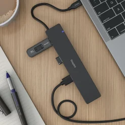 Staples TECH 7-Port USB 3.0 Hub, Black (ST62371)