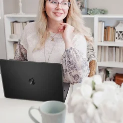 Laptop Case with Keyboard Cover and Screen Protector, Black, Plastic (TP-BK-K-MP14M1)<TechProtectus