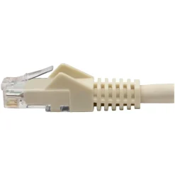 Tripp Lite Cat6 GbE Gigabit Ethernet Snagless Molded Patch Cable UTP White RJ45 M/M 6in 6