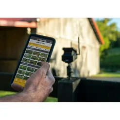 VOSKER V150 Outdoor Wired/Wireless Solar Security Camera, Black (V150-US)