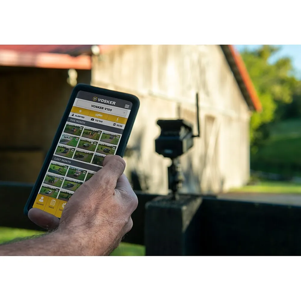 VOSKER V150 Outdoor Wired/Wireless Solar Security Camera, Black (V150-US)