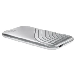 Outlet WD My Passport 2TB USB 3.2 External Solid-State Drive, Silver (BAGF0020BSL-WESN)